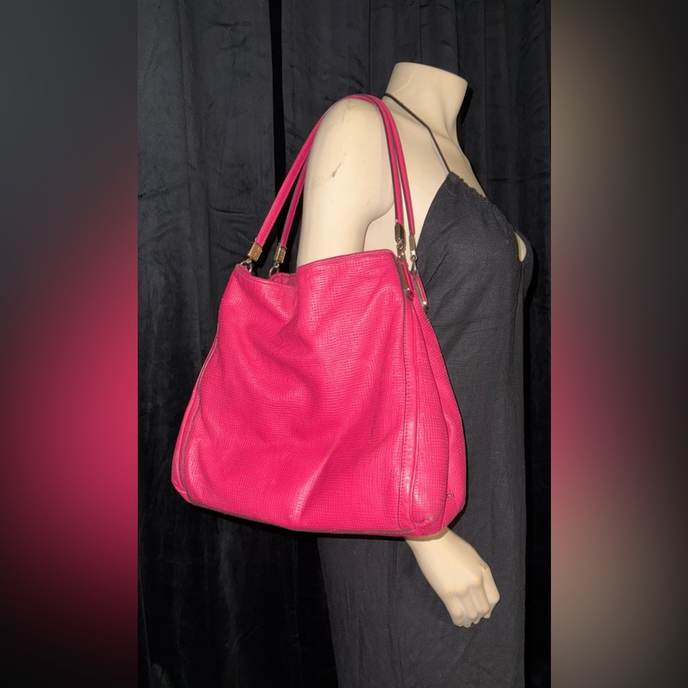 Stylish Hot Pink Leather Tote Bag - Women's Shoulder Bag